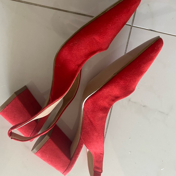 DYNAMITE Slingback Kitten Heels (red) - Picture 6 of 6